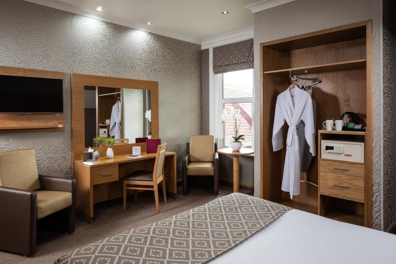 Fairlawns, Hotel And Spa Walsall Kültér fotó