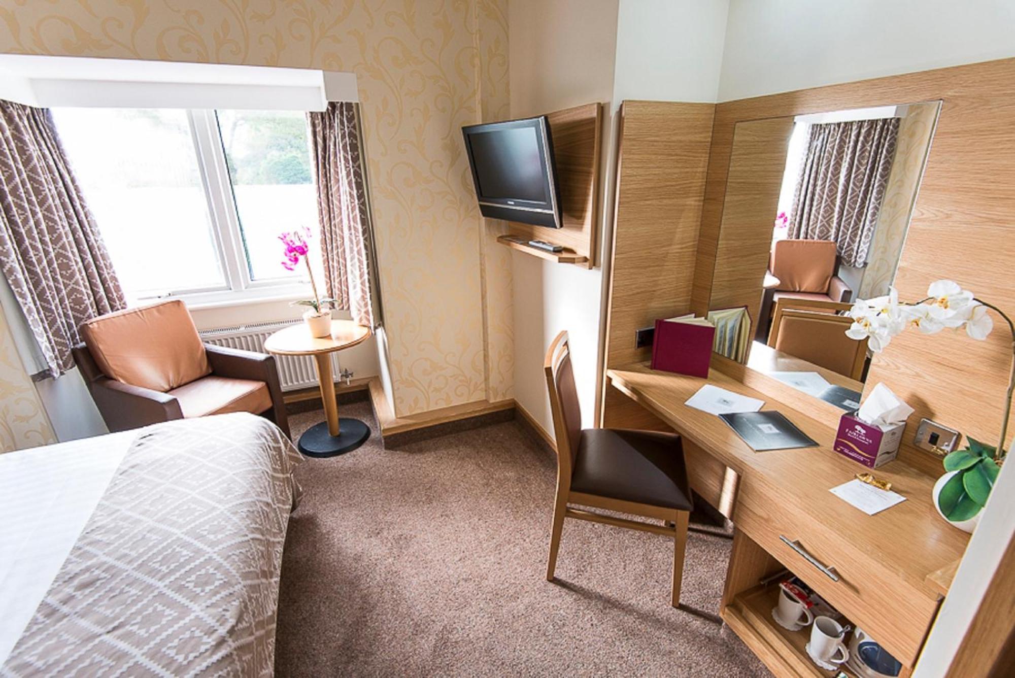 Fairlawns, Hotel And Spa Walsall Kültér fotó